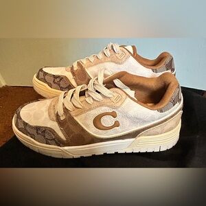 Coach women’s Beige & White Signature C Logo Sneakers